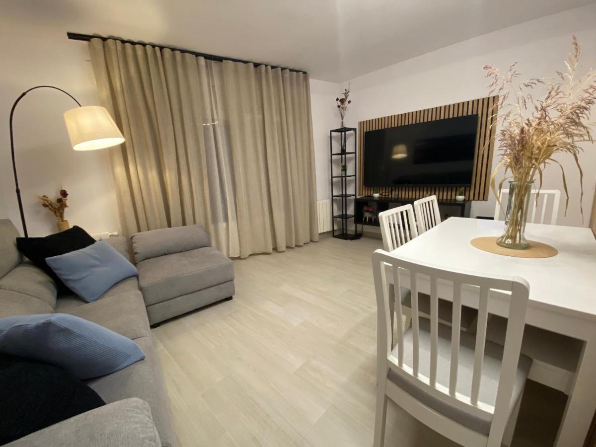 Apartaments L'Arc Палафружель Экстерьер фото