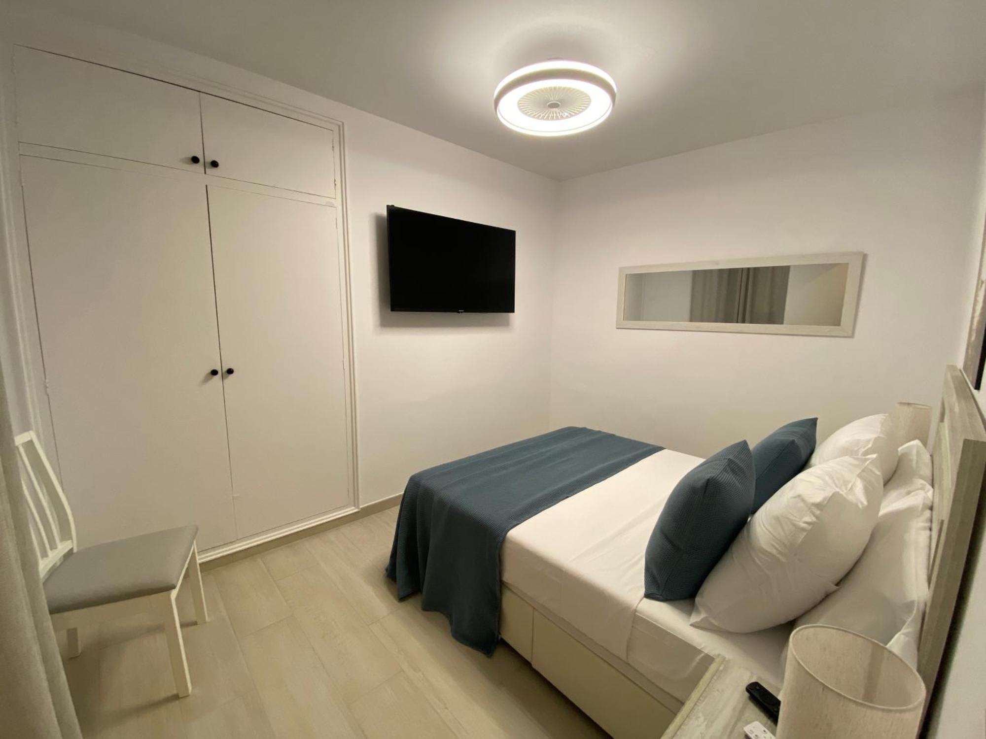 Apartaments L'Arc Палафружель Экстерьер фото