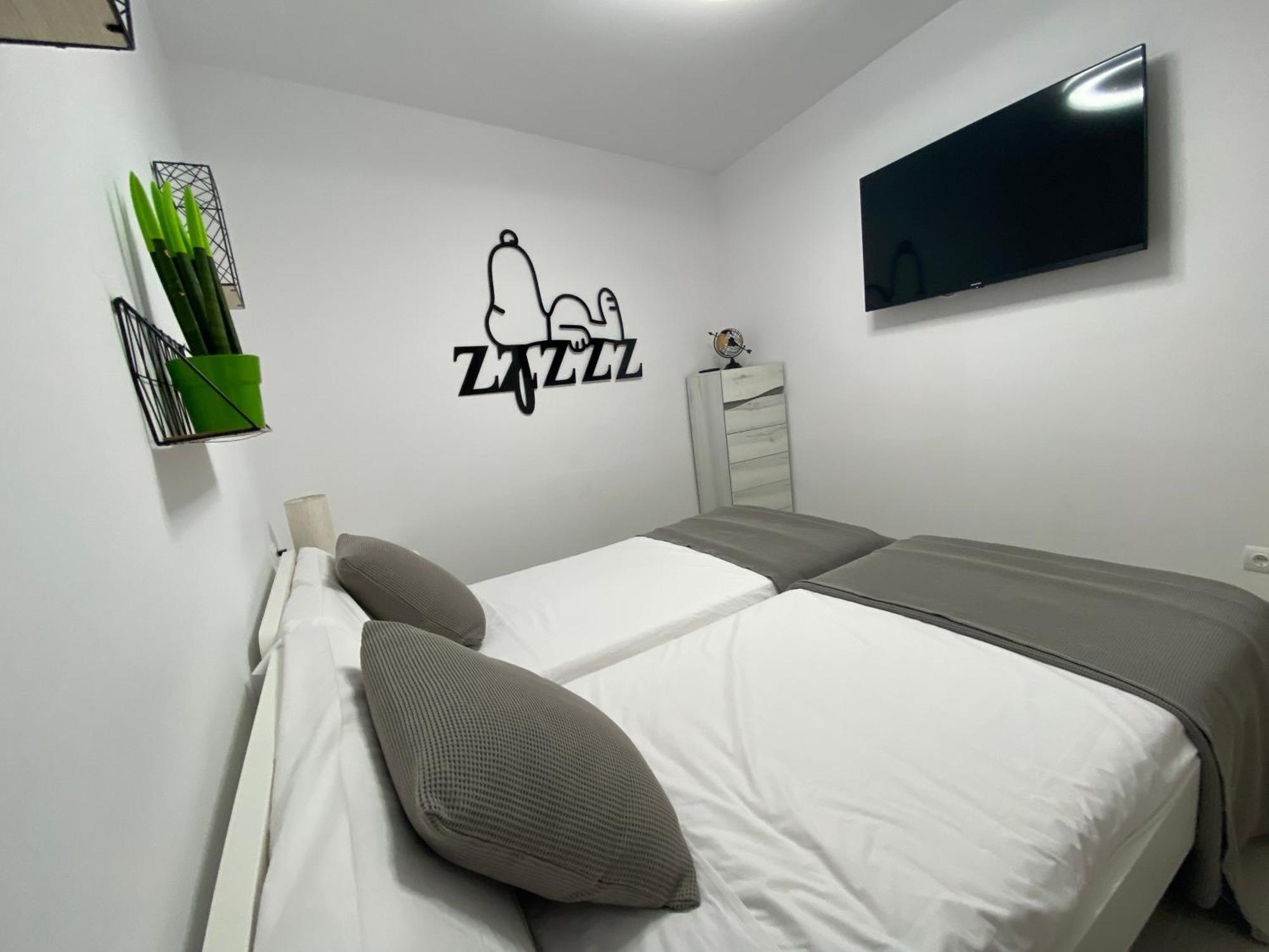 Apartaments L'Arc Палафружель Экстерьер фото